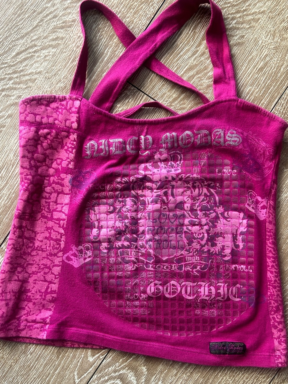 Fuchsia Graphic Tank Top - Picture 3 of 6